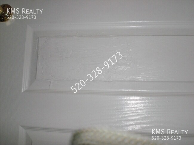 Building Photo - 6735 S Via Molino De Viento