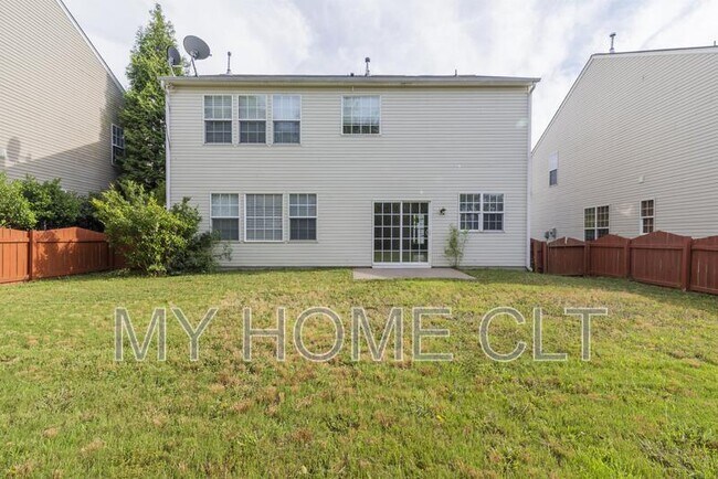 Building Photo - 2108 Arbor Vista Dr