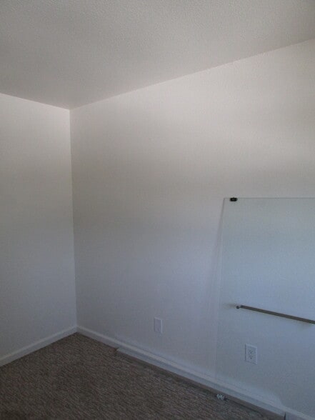 Bedroom - 4031 Franklin Ave