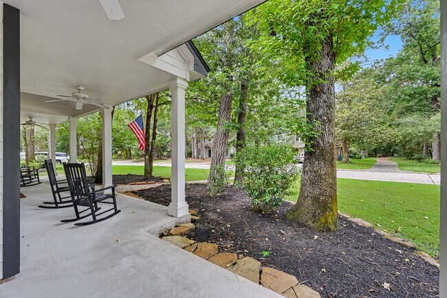 Building Photo - 39 W Trace Creek Dr