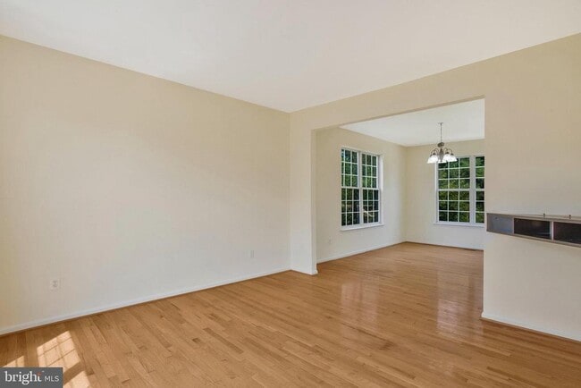 Building Photo - 9112 Granite Ct