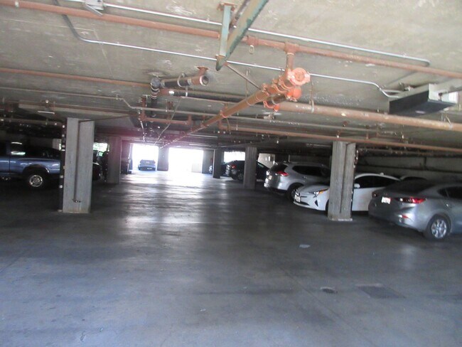 Building Photo - 2 bedroom Canoga Park condo on Eton Avenue...