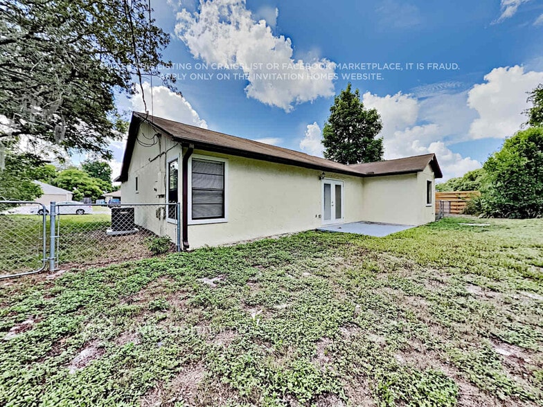 Building Photo - 1082 Leeward Dr