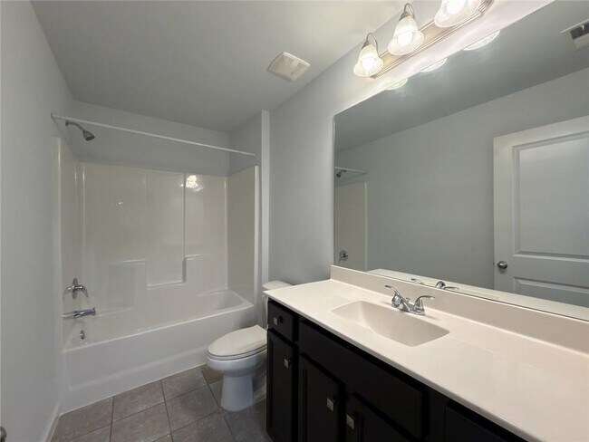 Building Photo - 2886 Cove View Ct SE