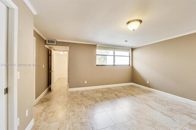 Building Photo - 8613 SW 79th Pl