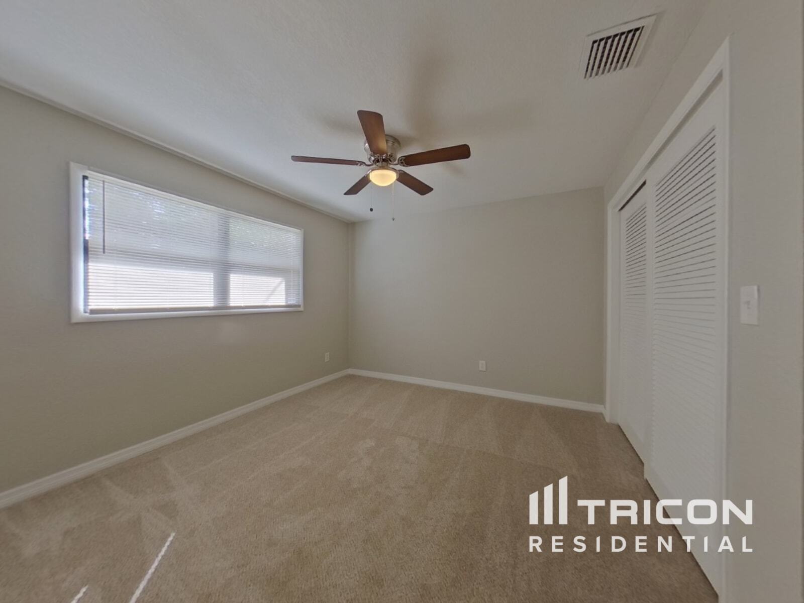 Building Photo - 1569 Lotus Path