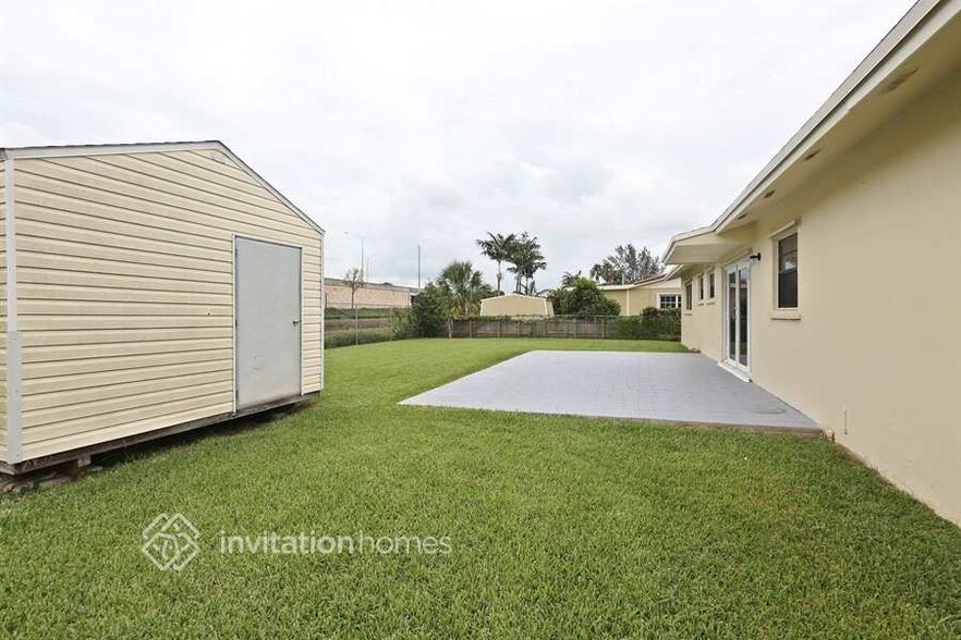 Building Photo - 11835 SW 119th Pl Rd