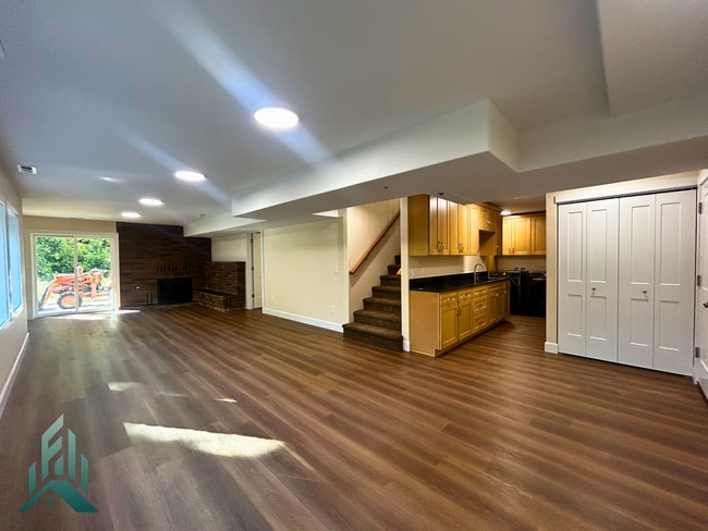 Building Photo - Newly remodeled 5 bed/3 bath Philomath home