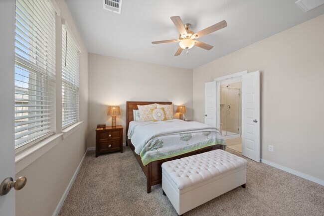 Building Photo - 17466 Buckeye Br
