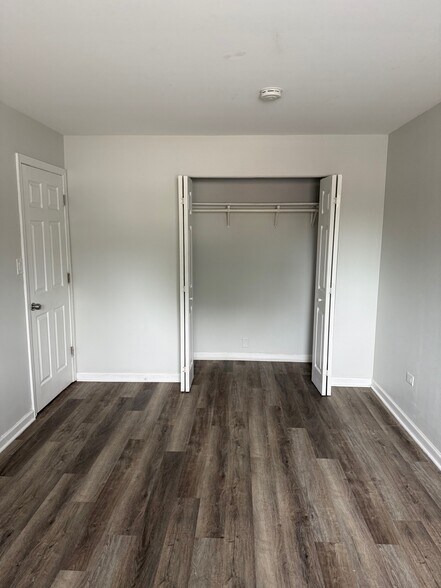 Master Bedroom - 514 Spruce Dr