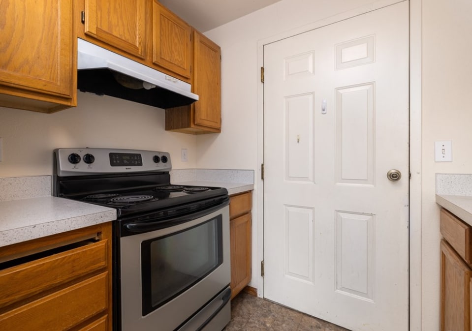 Building Photo - 2306 E Division St