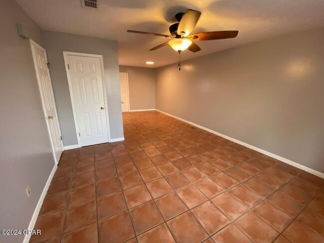 Building Photo - 119 Cheri Ln