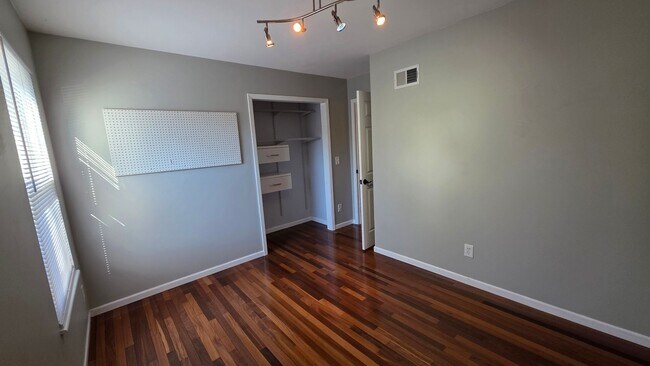 Building Photo - 8542_W. 108TH