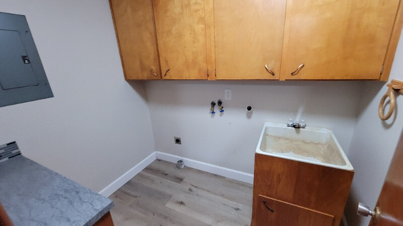 Building Photo - 1302 Otter Ln