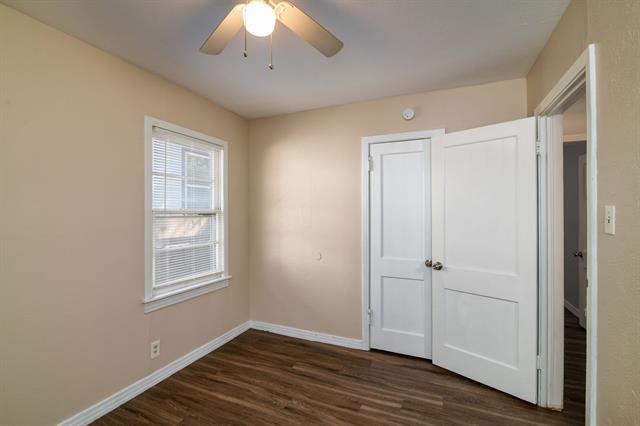 Building Photo - 6161 Brocks Ln