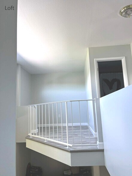 Building Photo - 3023 Beecher Dr E