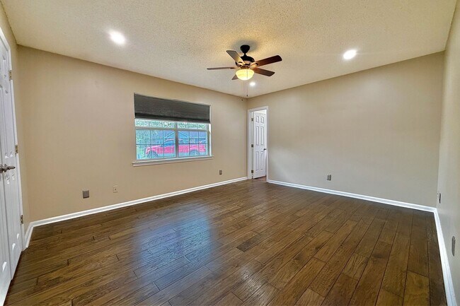 Building Photo - COMING AUGUST 2026! (Small Pets Only)