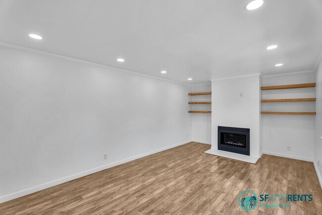 Building Photo - Noe Valley/Dolores Heights: Luxury Condo w/ Expansive Private Deck & 2 Car Parking