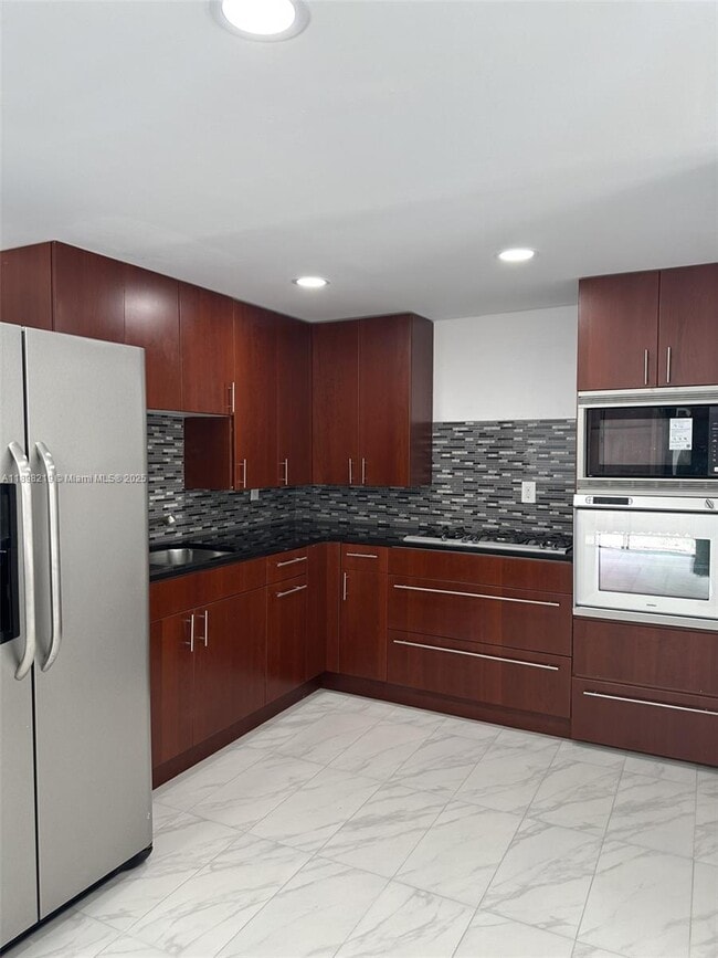 Building Photo - 7123 SW 115th Pl