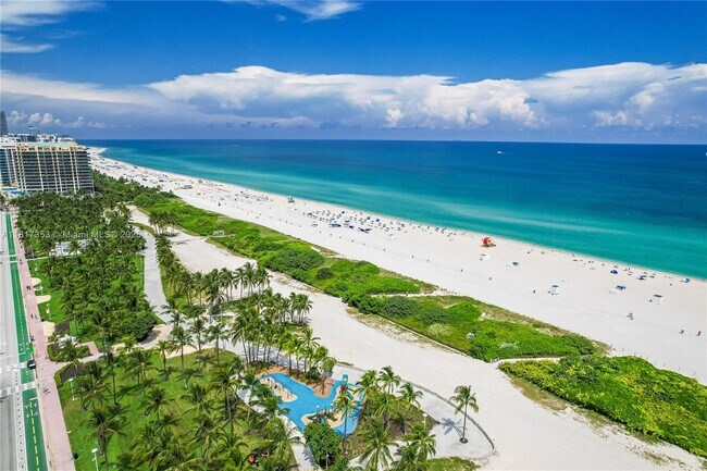 Building Photo - 1150 Collins Ave