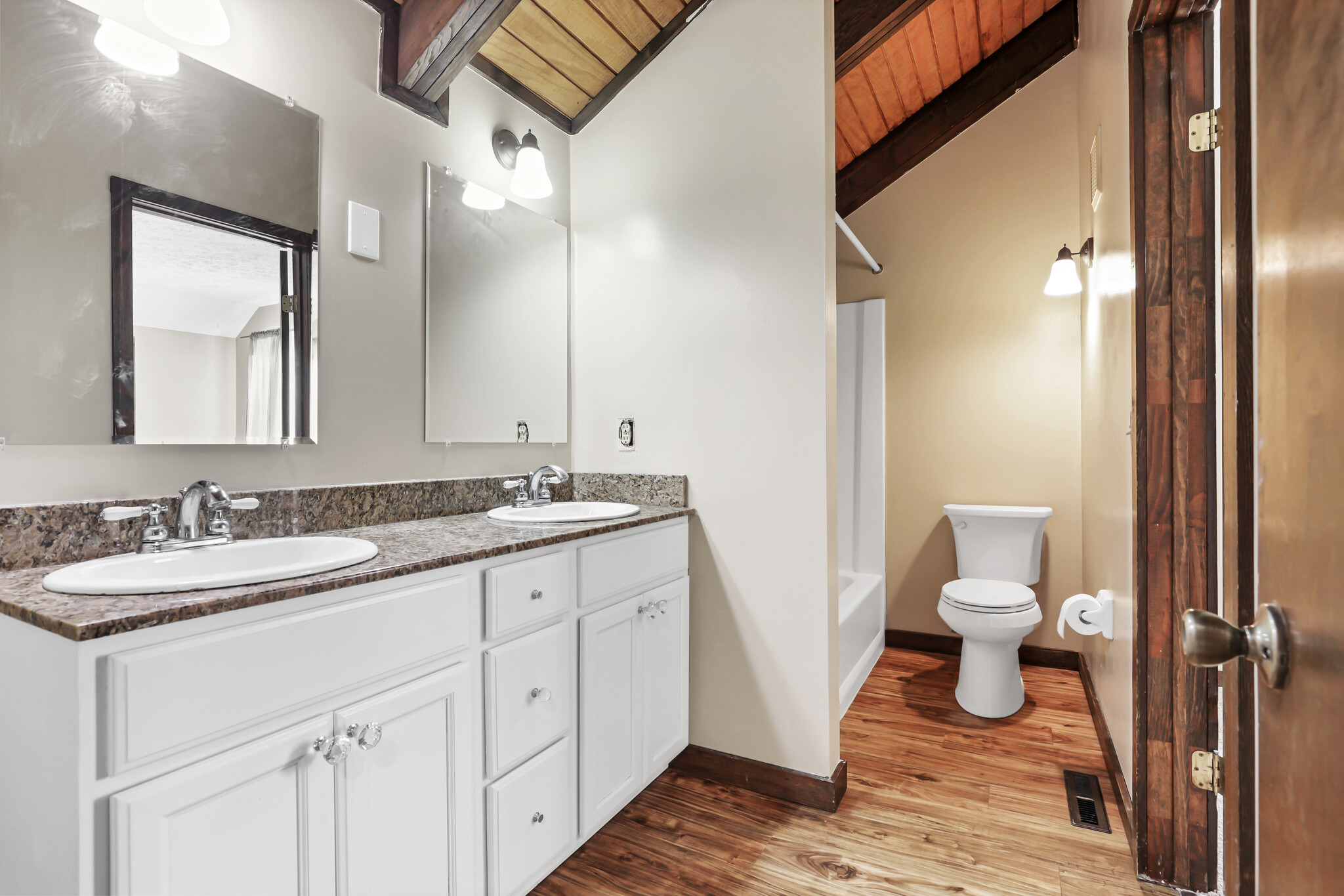 2nd floor bathroom with Jack & Jill Vanity - 2991 Cranston Dr