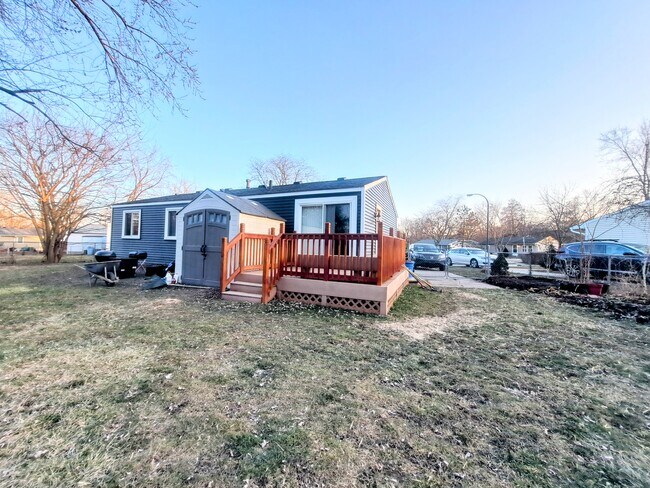 Building Photo - 16 W Eden Ct