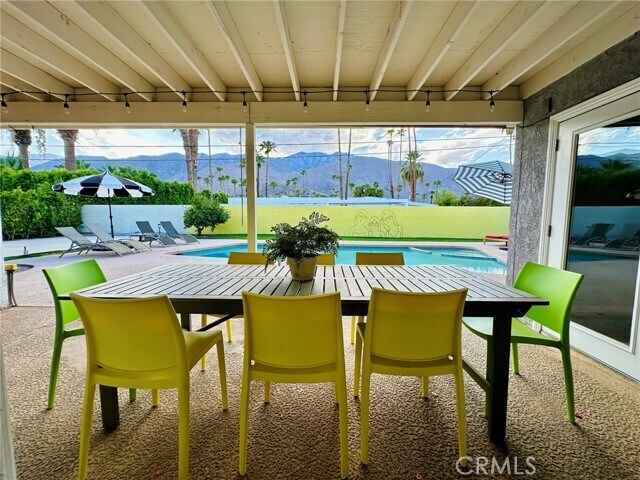 Building Photo - 1331 S Sunrise Way