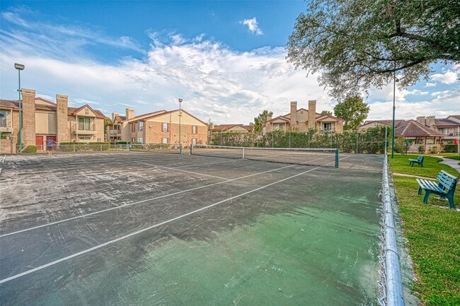 Building Photo - 2120 El Paseo St