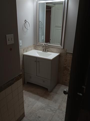 Building Photo - 12929 Pennystone Dr