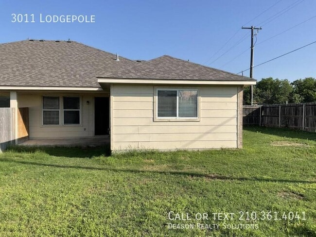 Building Photo - 3011 Lodgepole-