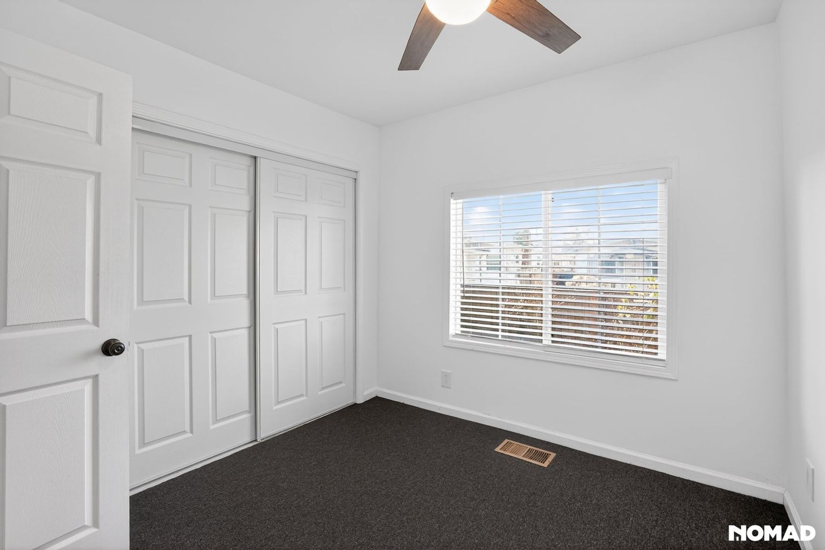 Building Photo - 1206 105th Ave