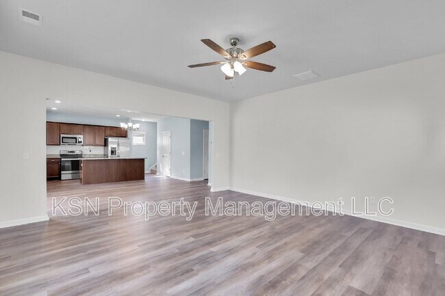 Building Photo - 126 Riverwood Rd
