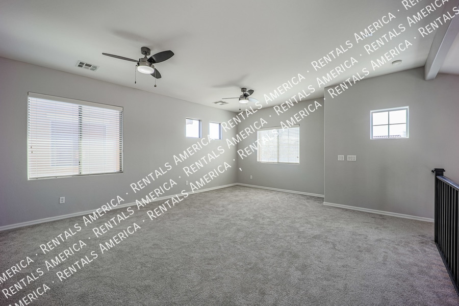 Building Photo - 18830 E Swan Dr