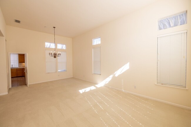 Building Photo - Beautiful home in Bailey Ranch!