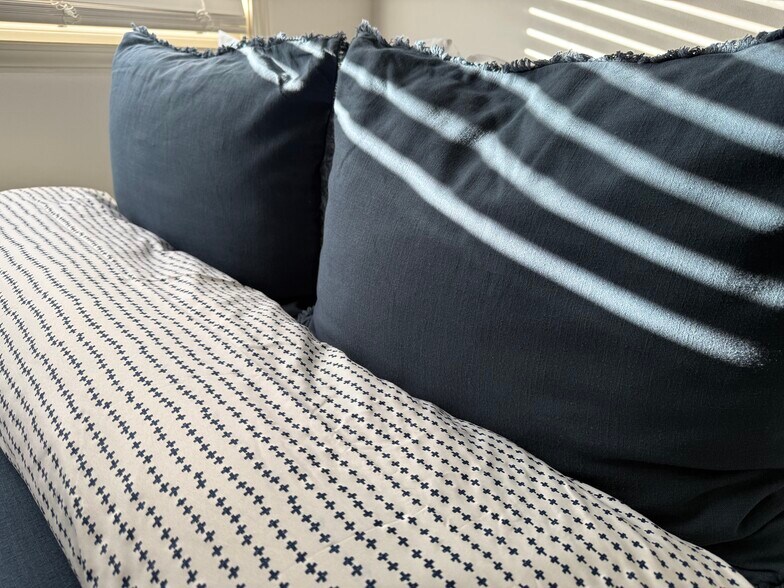 Building Photo - 5270 N 57th St