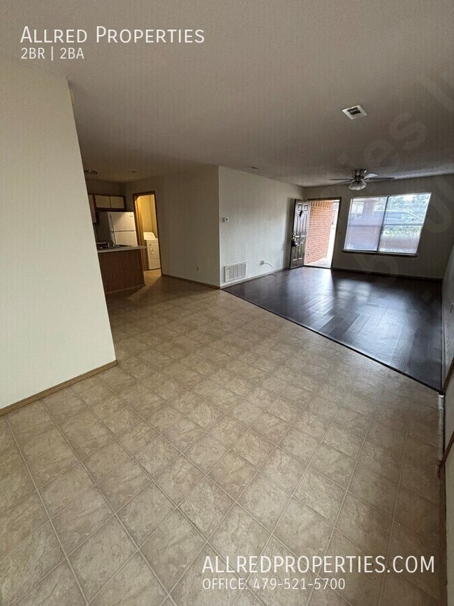 Building Photo - 680 W Martha-