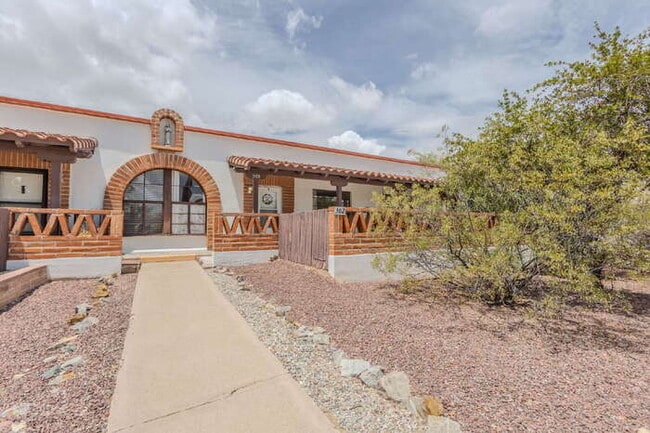 Primary Photo - Green Valley Villas East Townhomes 55+ Com...