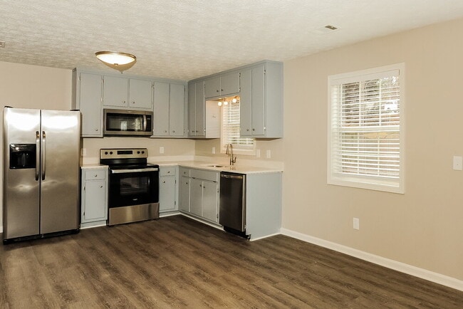 Building Photo - 812 Overlook Trail