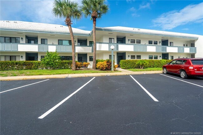 Building Photo - 175 SE St Lucie Blvd