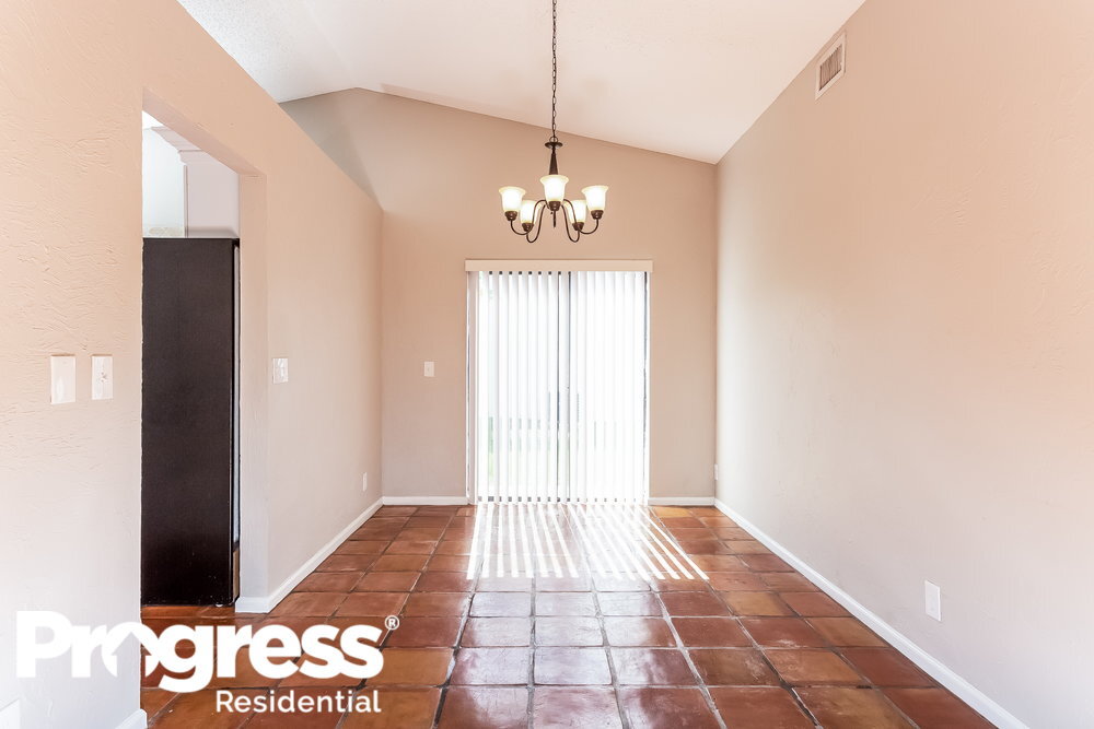 Building Photo - 6 Capitol Ct