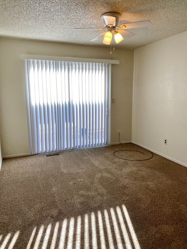 Building Photo - 1528 North Ct