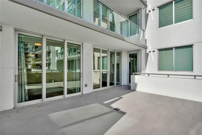 Building Photo - 7825 NW 107th Ave