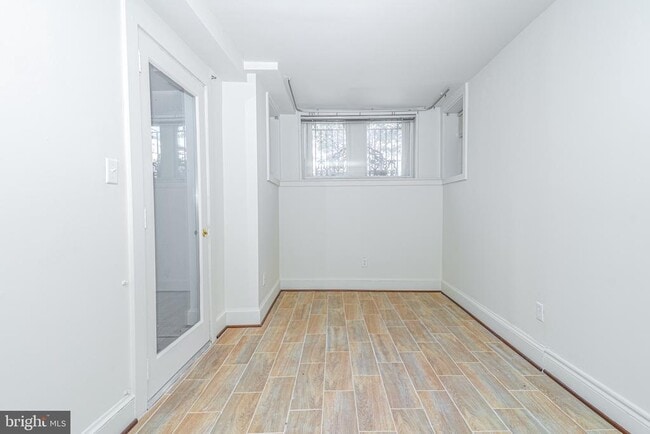 Building Photo - 1755 18th St NW