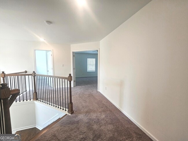 Building Photo - 16 Saint Georges Pl