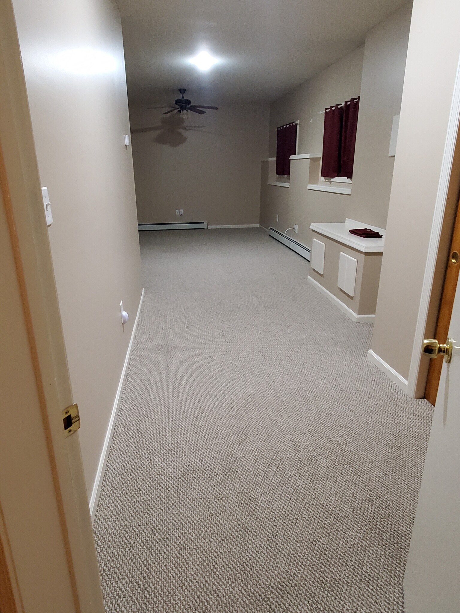 Building Photo - 8 Hamilton Ave