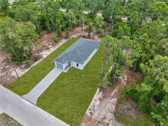 Building Photo - 715 Bering Ave S