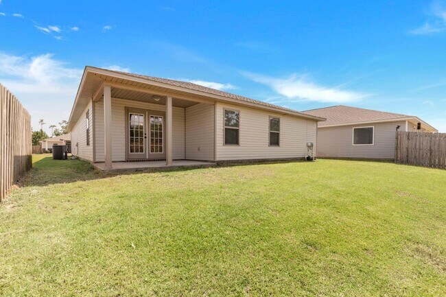 Building Photo - 8478 Island Dr