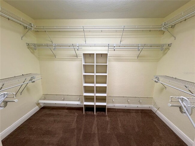 Building Photo - 1020 2nd Ave NW