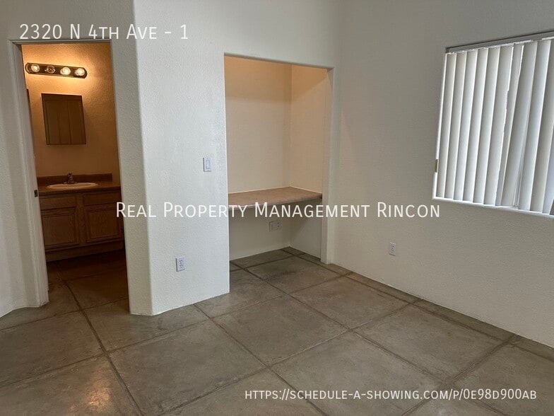Building Photo - 2320 N 4th Ave