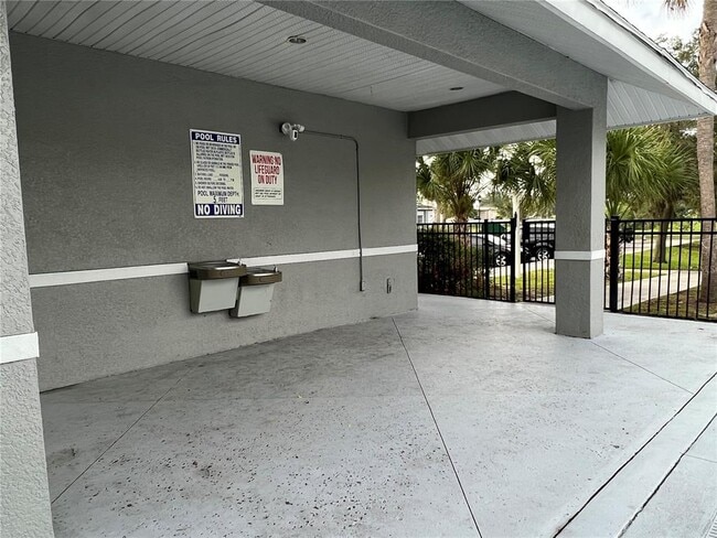 Building Photo - 2033 Claudia Ln